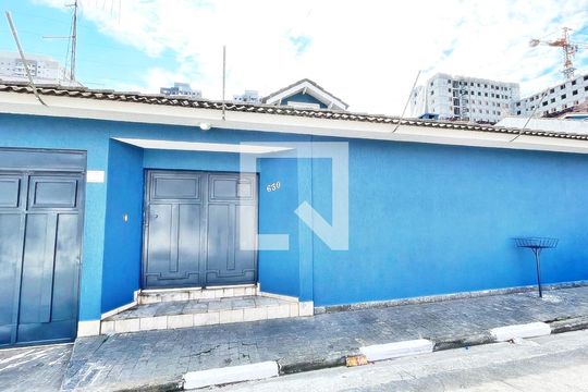 Fachada de casa à venda com 5 quartos, 826m² em Vila Galvão, Guarulhos