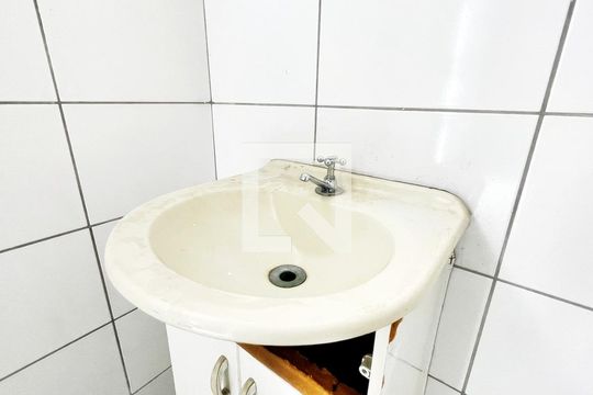 Banheiro de casa à venda com 5 quartos, 826m² em Vila Galvão, Guarulhos