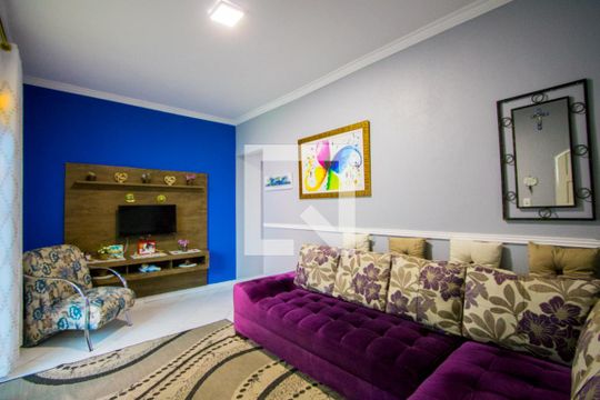 Sala 2 de casa para alugar com 3 quartos, 280m² em Parque Gerassi, Santo André