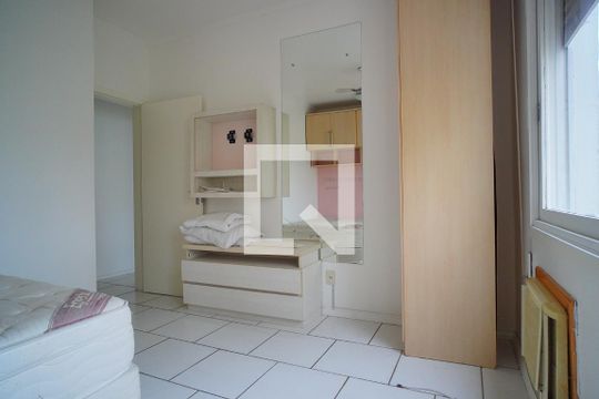 Quarto 1 de apartamento para alugar com 2 quartos, 90m² em Auxiliadora, Porto Alegre