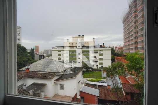 Quarto 2 - Vista  de apartamento para alugar com 2 quartos, 90m² em Auxiliadora, Porto Alegre