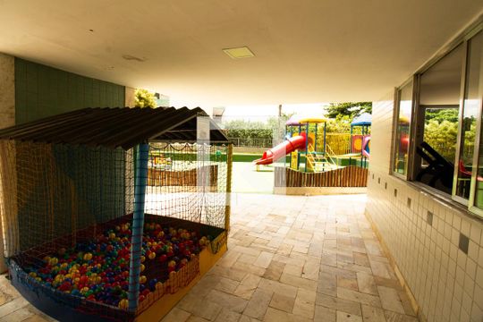 Área comum - Parquinho de apartamento à venda com 2 quartos, 80m² em Barra da Tijuca, Rio de Janeiro