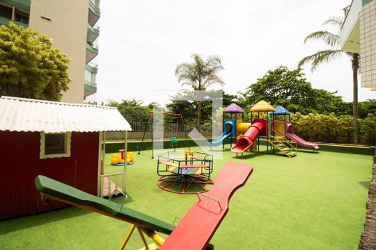 Área comum - Parquinho  de apartamento à venda com 2 quartos, 80m² em Barra da Tijuca, Rio de Janeiro