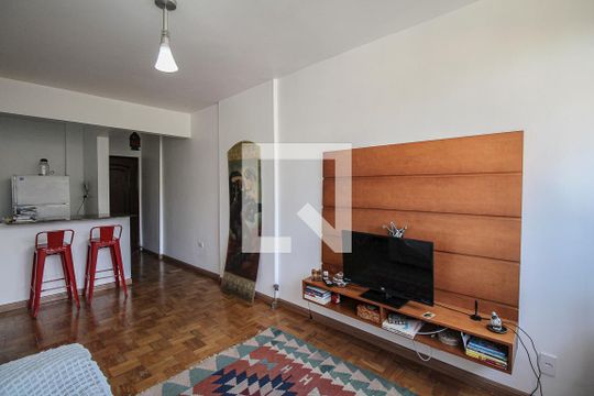 Sala de apartamento à venda com 1 quarto, 60m² em Vila Mariana, São Paulo