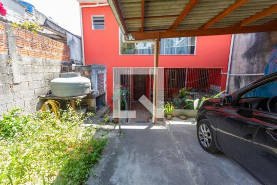 Quintal de casa à venda com 2 quartos, 85m² em Conceição, Diadema