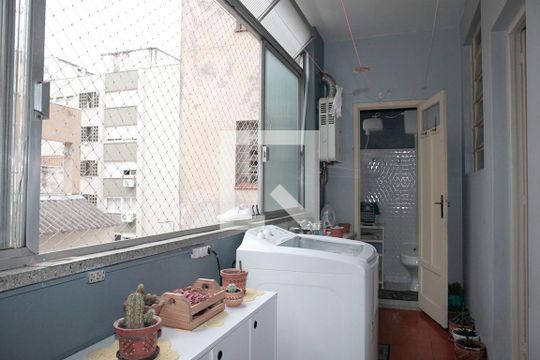 Área de Serviço + Banheiro 2 Serviço de apartamento à venda com 3 quartos, 116m² em Petrópolis, Porto Alegre
