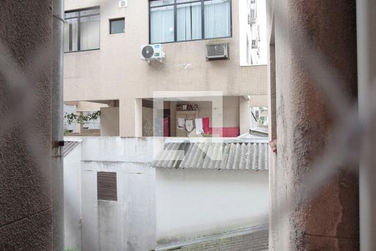 Sala de Estar Vista de apartamento à venda com 3 quartos, 116m² em Petrópolis, Porto Alegre