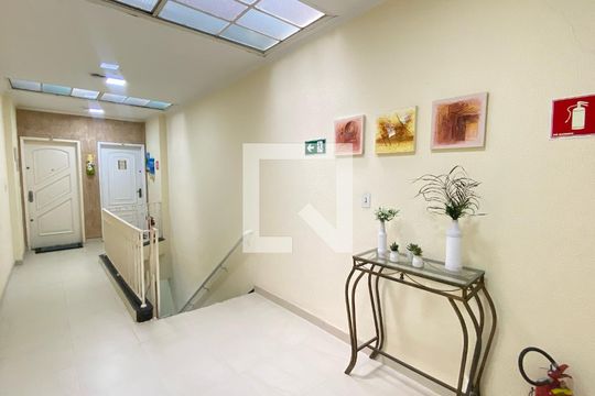 Área Comum - Hall de Entrada de apartamento à venda com 2 quartos, 110m² em Vila Bertioga, São Paulo