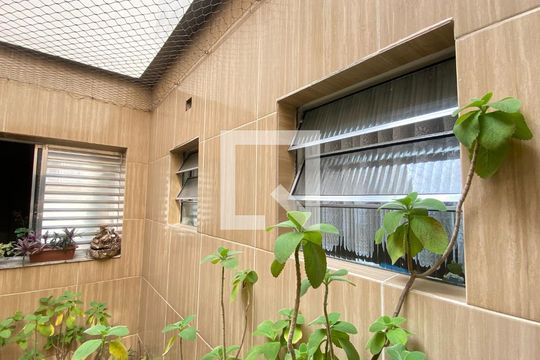 Quintal da Sala  de apartamento à venda com 2 quartos, 110m² em Vila Bertioga, São Paulo