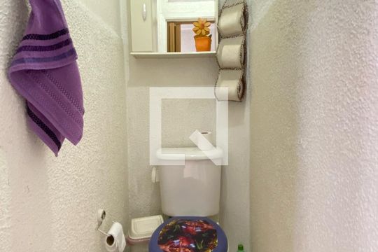 Banheiro Área de Serviço de apartamento à venda com 2 quartos, 110m² em Vila Bertioga, São Paulo