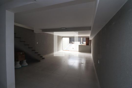 Garagem de casa de condomínio à venda com 3 quartos, 210m² em Vila Esperança, São Paulo