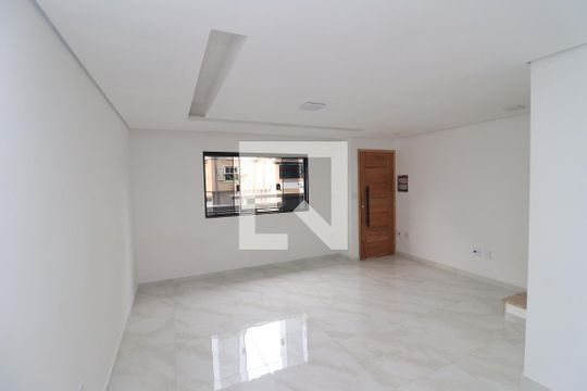 Casa à venda com 3 quartos, 209m² em Vila Esperança, São Paulo