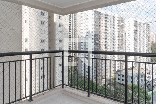 Varanda de apartamento para alugar com 2 quartos, 68m² em Jardim Flor da Montanha, Guarulhos