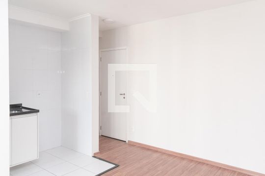 Apartamento para alugar com 2 quartos, 68m² em Jardim Flor da Montanha, Guarulhos