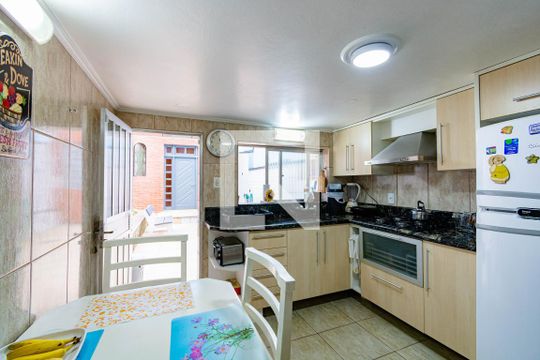 Cozinha de casa para alugar com 6 quartos, 340m² em Mal. Rondon, Canoas