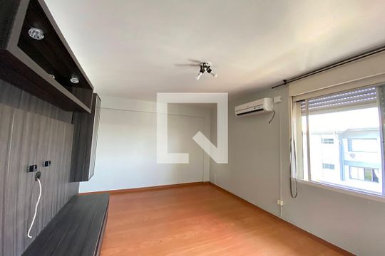 Sala de apartamento para alugar com 2 quartos, 43m² em Centro, São Leopoldo