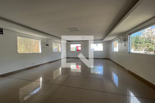 Área comum de apartamento para alugar com 2 quartos, 65m² em Cabral, Contagem