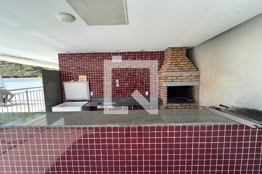 Área comum de apartamento para alugar com 2 quartos, 65m² em Cabral, Contagem