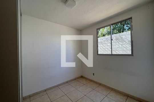 Quarto 2 de apartamento para alugar com 2 quartos, 65m² em Cabral, Contagem