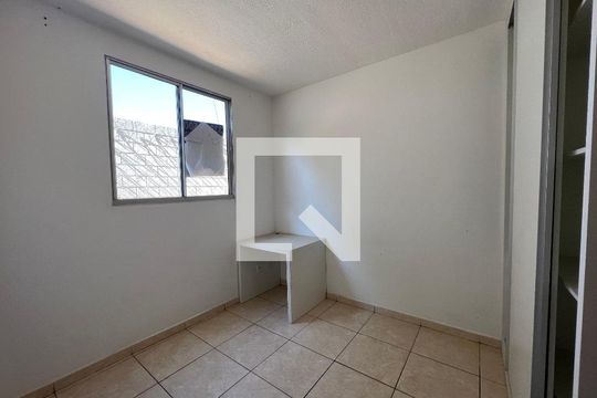 Quarto 1 de apartamento para alugar com 2 quartos, 65m² em Cabral, Contagem