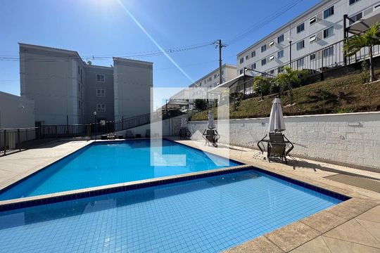 Área comum de apartamento para alugar com 2 quartos, 65m² em Cabral, Contagem