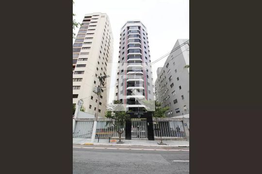 Fachada de apartamento à venda com 2 quartos, 55m² em Moema, São Paulo