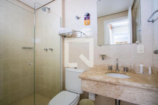 Banheiro de kitnet/studio à venda com 1 quarto, 45m² em Centro, Santo André