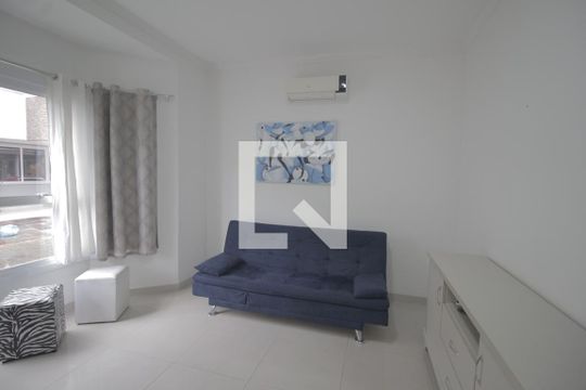 Sala 2 de casa de condomínio à venda com 3 quartos, 230m² em Sarandi, Porto Alegre