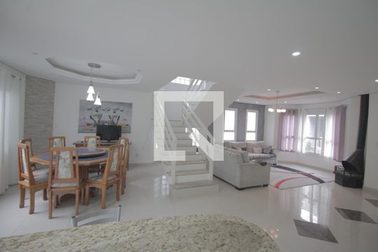 Casa de Condomínio à venda com 3 quartos, 230m² em Sarandi, Porto Alegre