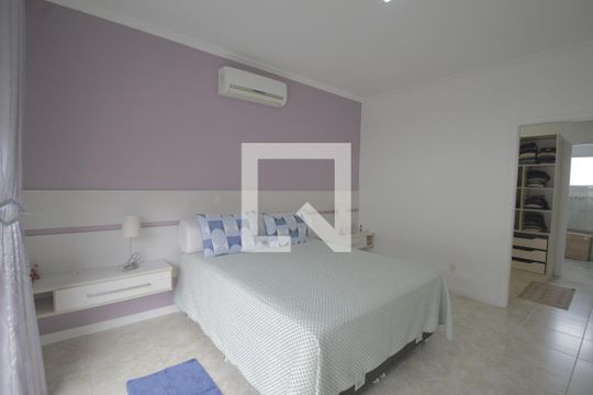 Suíte de casa de condomínio à venda com 3 quartos, 230m² em Sarandi, Porto Alegre
