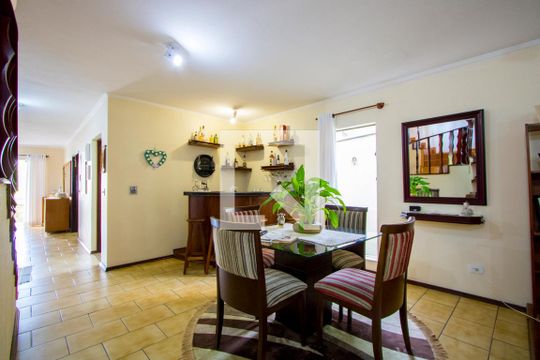 Sala de estar de casa à venda com 3 quartos, 330m² em Jd Bela Vista, Santo André
