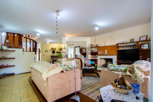 Casa à venda com 3 quartos, 330m² em Jd Bela Vista, Santo André