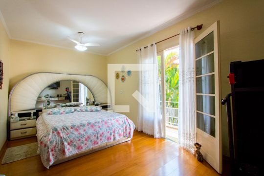 Quarto 1 - Suíte de casa à venda com 3 quartos, 330m² em Jd Bela Vista, Santo André
