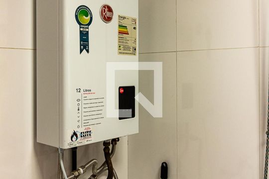 Área de Serviço de apartamento à venda com 3 quartos, 98m² em Vila Diva, São Paulo