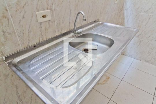 Cozinha de kitnet/studio para alugar com 1 quarto, 29m² em Casa Verde Média, São Paulo