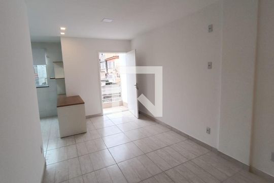 Sala de casa para alugar com 1 quarto, 90m² em Parque Pauliceia, Duque de Caxias
