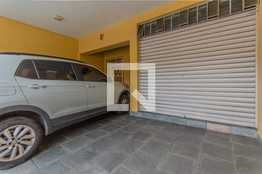 Garagem de casa à venda com 5 quartos, 340m² em Vila Monumento, São Paulo