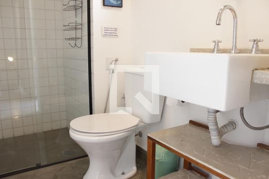Banheiro da Suíte de apartamento à venda com 1 quarto, 47m² em Pinheiros, São Paulo