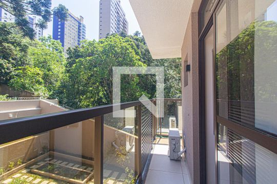 Sacada de kitnet/studio para alugar com 1 quarto, 21m² em Mossunguê, Curitiba