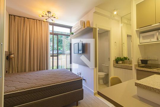 Kitnet/Studio para alugar com 1 quarto, 21m² em Mossunguê, Curitiba