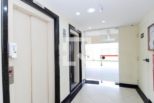 Hall Social  de apartamento para alugar com 2 quartos, 67m² em Vila Augusta, Guarulhos