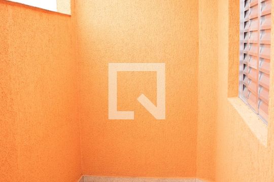 Área de Serviço de casa para alugar com 2 quartos, 80m² em Parque Guarani, São Paulo