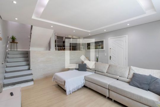 Sala de casa à venda com 3 quartos, 100m² em Vila Rio de Janeiro, Guarulhos