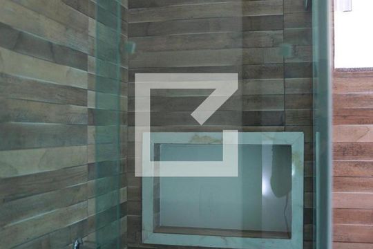 Banheiro 2 - segundo piso de casa à venda com 6 quartos, 262m² em Qn 8d, Brasília