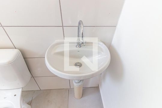 Banheiro de apartamento para alugar com 1 quarto, 40m² em Mooca, São Paulo