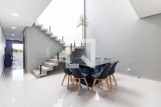 Copa de casa à venda com 3 quartos, 200m² em São João Climaco, São Paulo