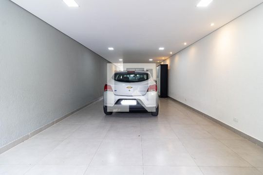 Garagem de casa à venda com 3 quartos, 200m² em São João Climaco, São Paulo