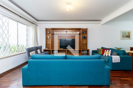 Sala de casa à venda com 3 quartos, 150m² em Brooklin, São Paulo