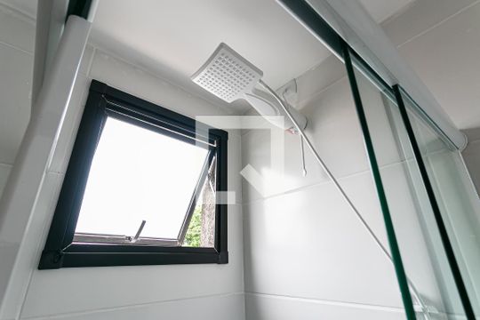Banheiro de apartamento para alugar com 1 quarto, 32m² em Tatuapé, São Paulo