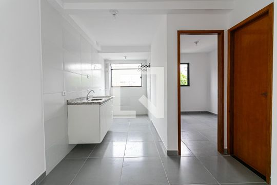 Cozinha de apartamento para alugar com 1 quarto, 32m² em Tatuapé, São Paulo